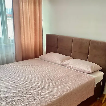 Apartment A&a *